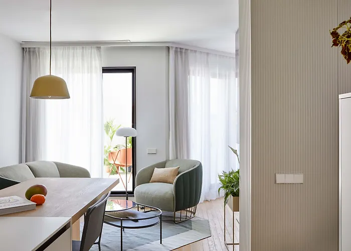 60 Balconies Iconic